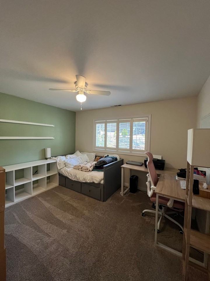 217 Sunset Ter - Photo 3 of 23