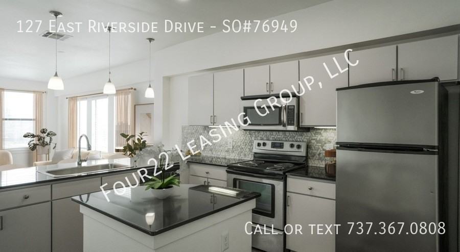 127 E Riverside Dr - Photo 3 of 14