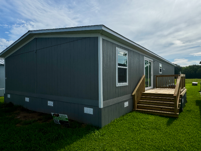 1106 Mesquite St - Photo 2 of 28