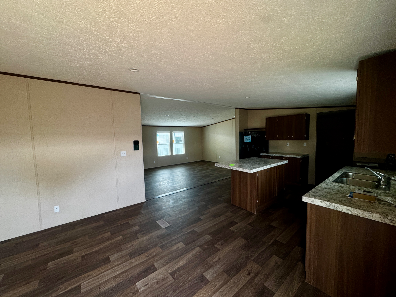 1106 Mesquite St - Photo 3 of 28