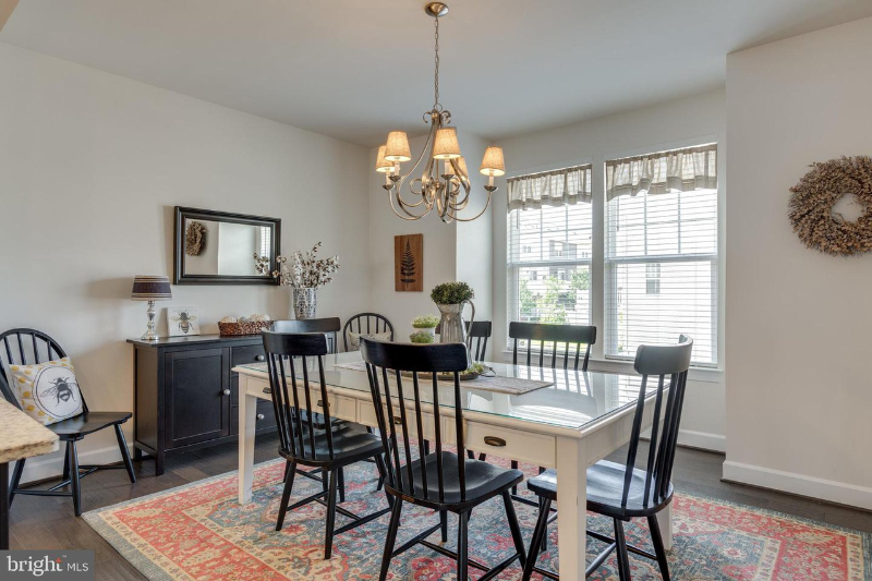 10701 Caledonia Meadow Dr - Photo 3 of 18