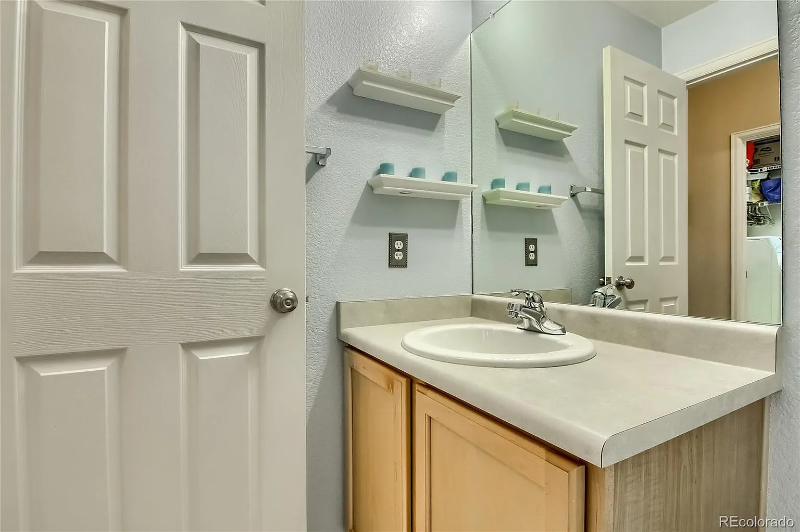 10508 Vaughn St - Photo 7 of 13