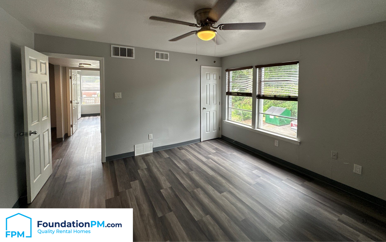 1283 East Raines Road - Photo 6 of 39