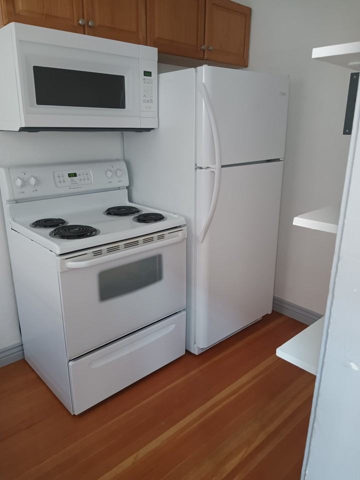 ID - 416 W Lewis St - LB - Photo 4 of 11