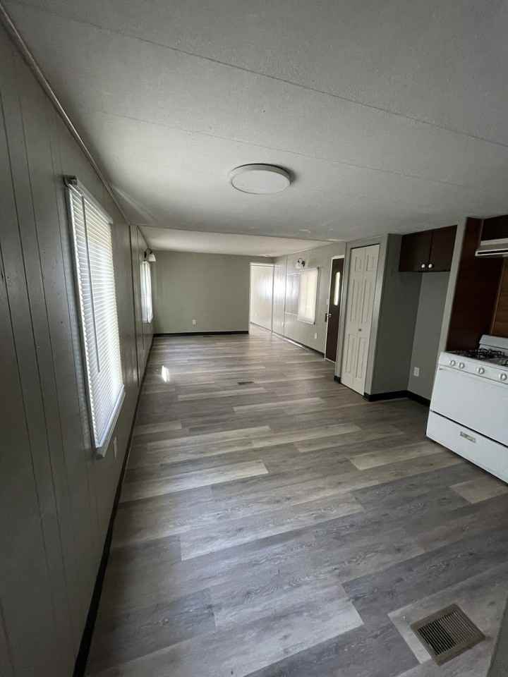 Kattelville Place - Photo 2 of 6