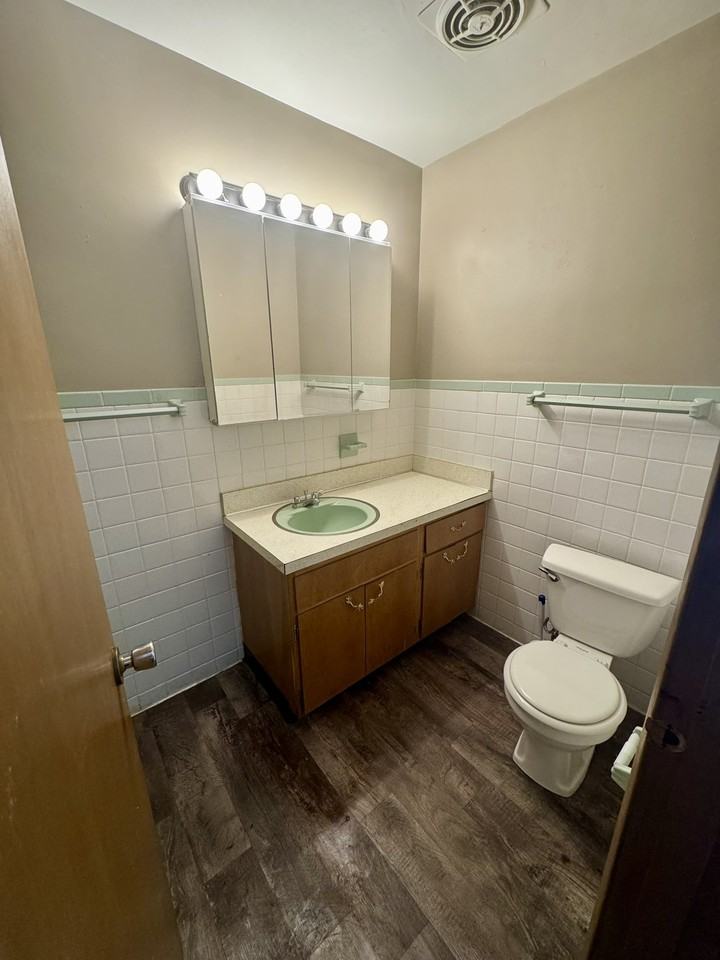 230 W 3rd St. - Photo 4 of 17