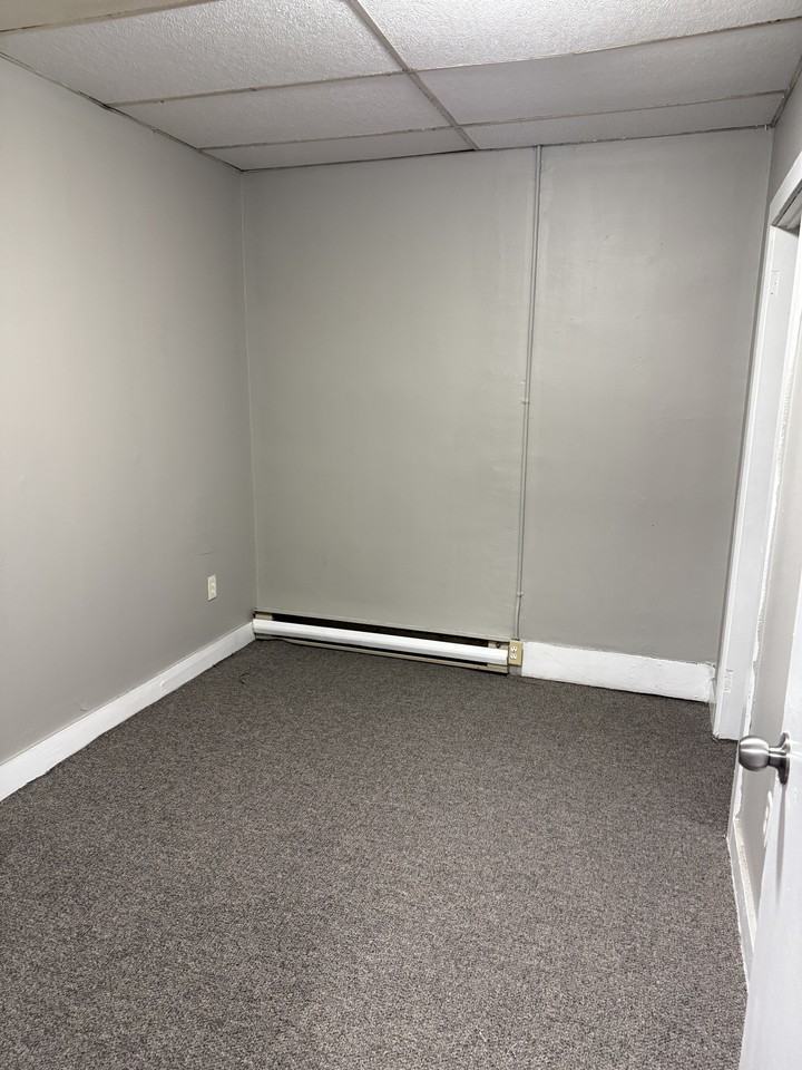 15 North Lake Avenue - Photo 3 of 17