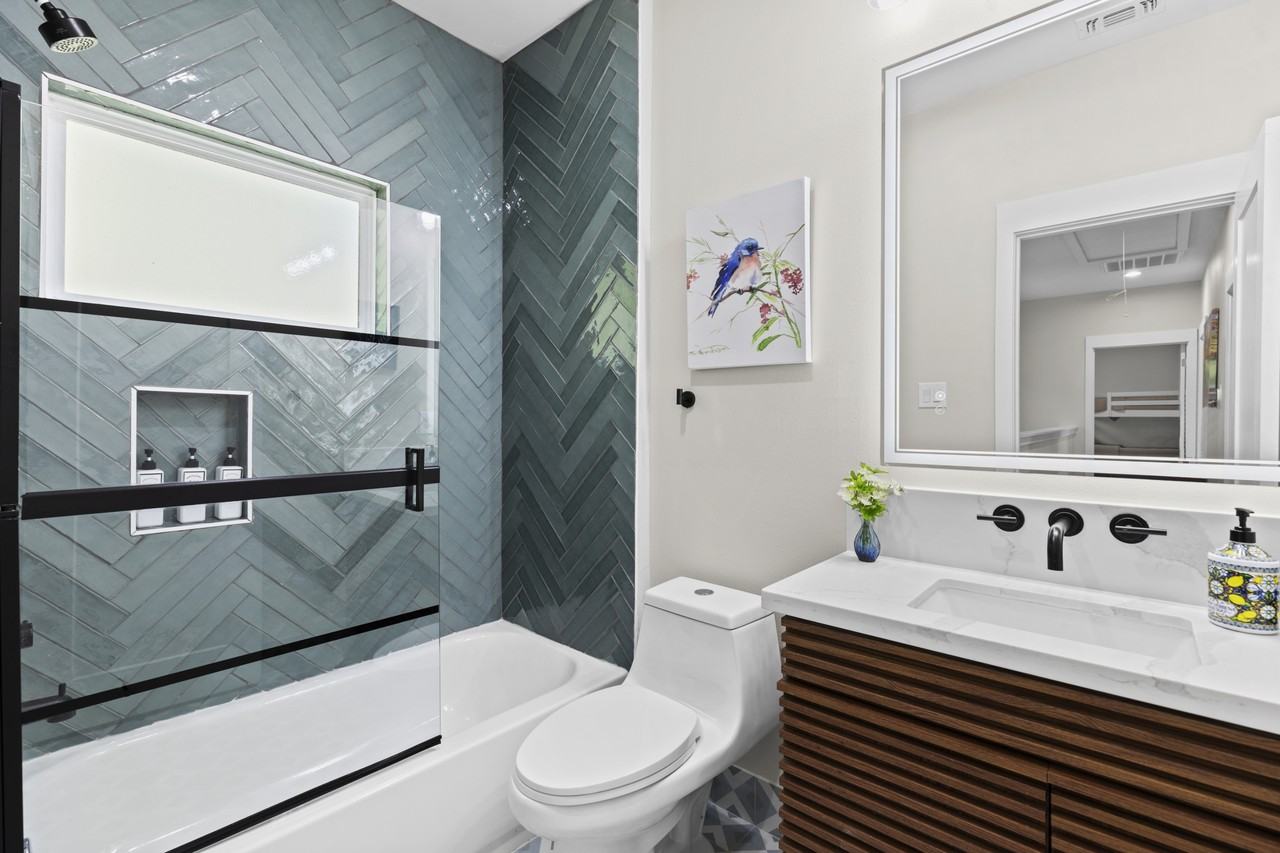 6790 River Road - Photo 3 of 16