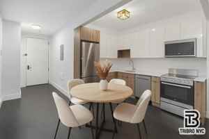 featured image of 771 Lexington Ave