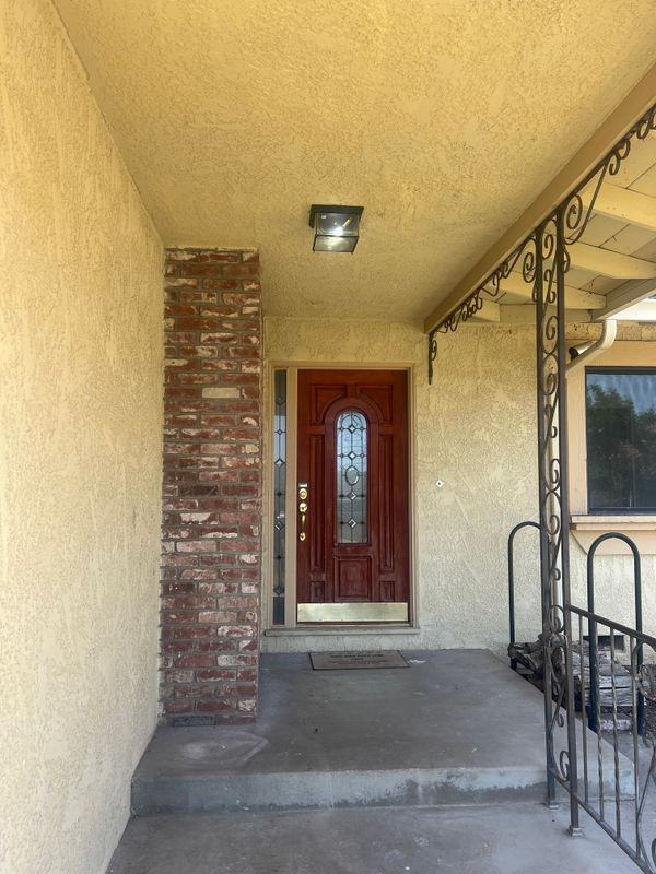 10913 Dixon Rd - Photo 2 of 24