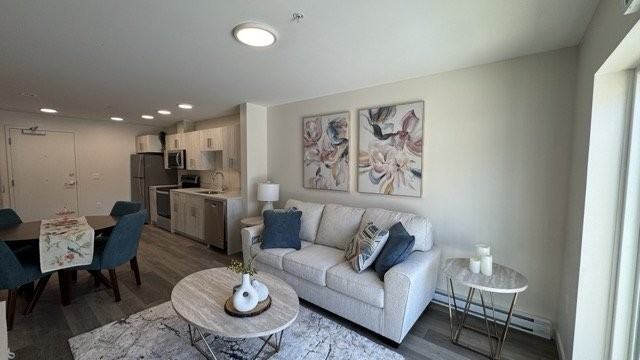 250 Burnell St - Photo 7 of 13