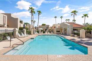 719 E Lola Dr - Photo 1 of 1