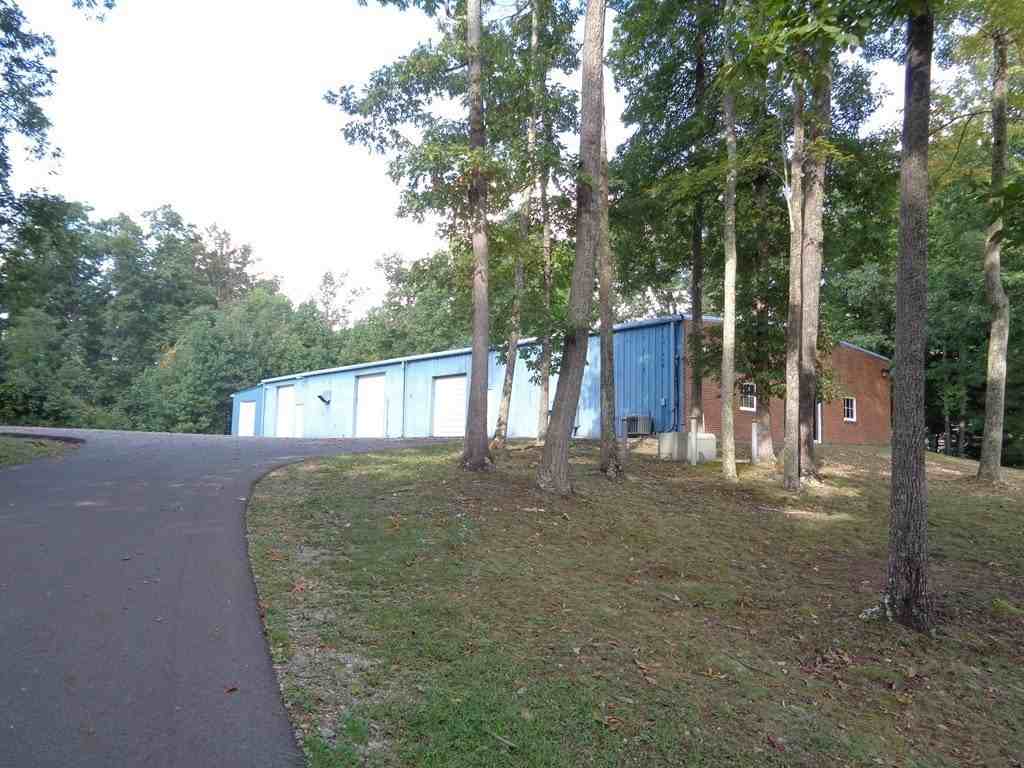 155 Philpott Ln - Photo 3 of 4