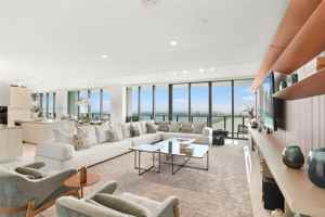 featured image of 3131 Ne 7th Ave