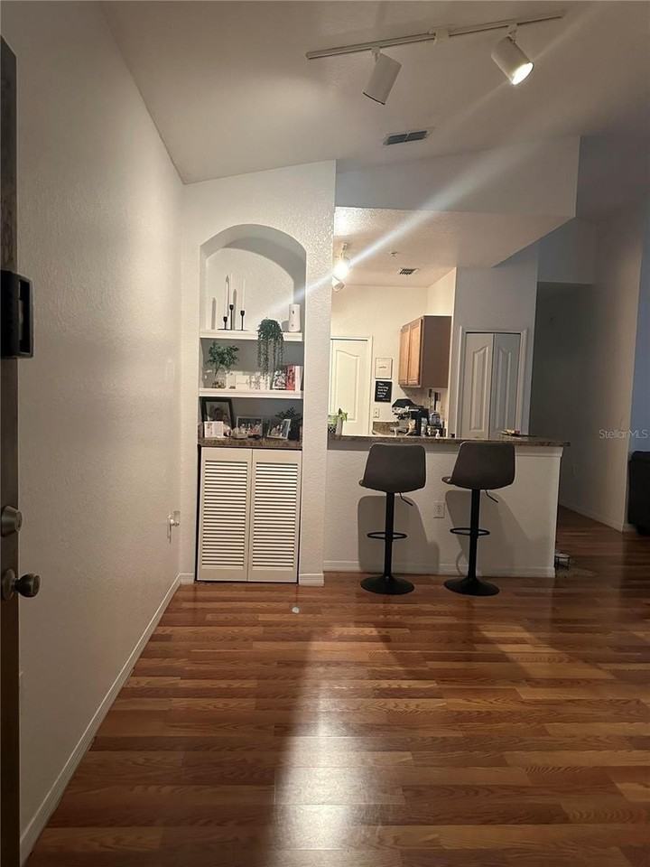 6141 Metrowest Blvd #303 - Photo 6 of 40