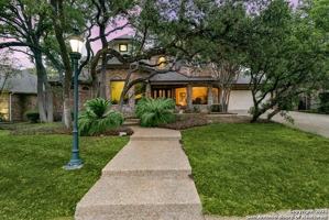 featured image of 8 Rogers Wood