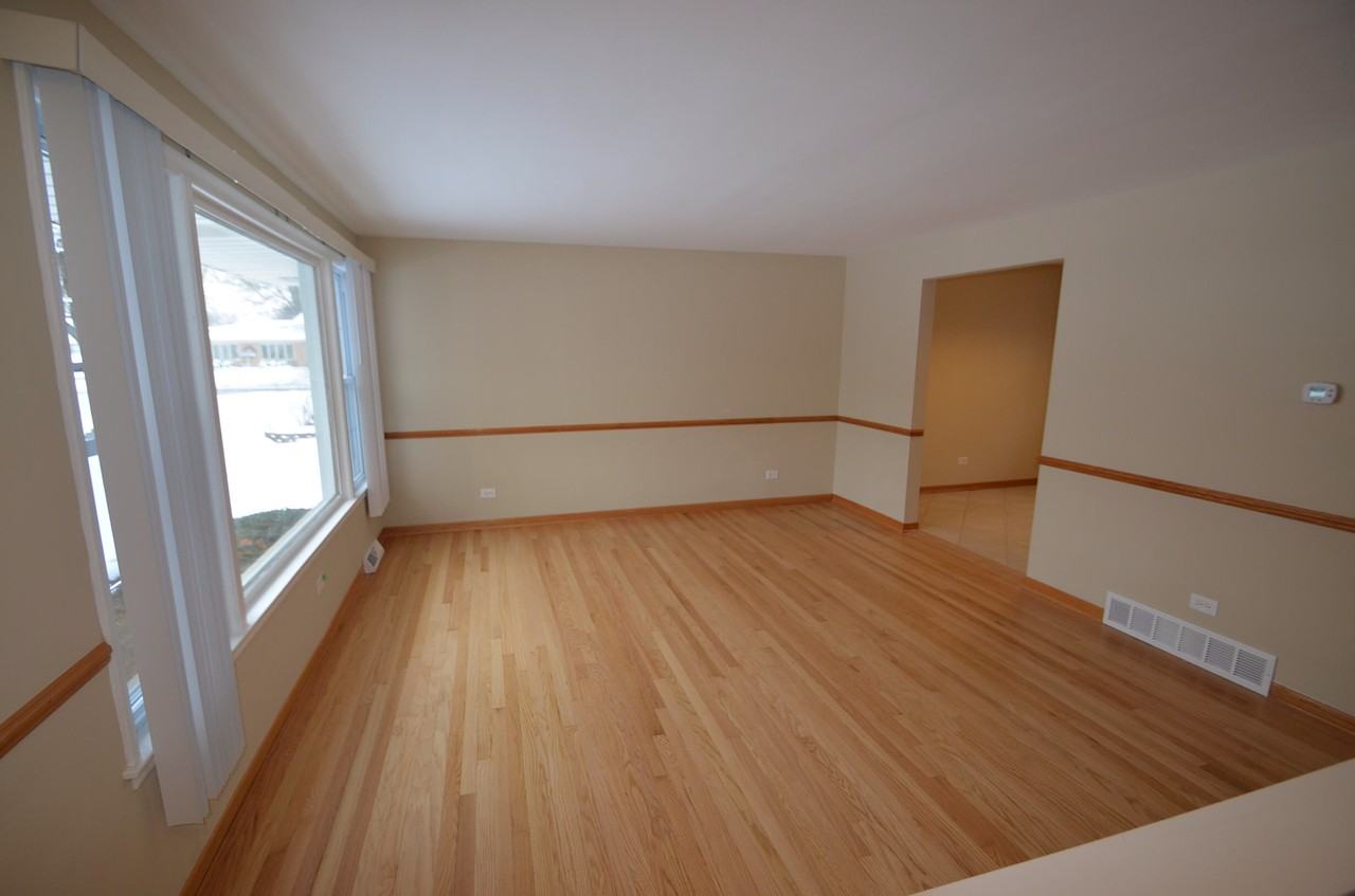 10676 Preston St - Photo 2 of 13