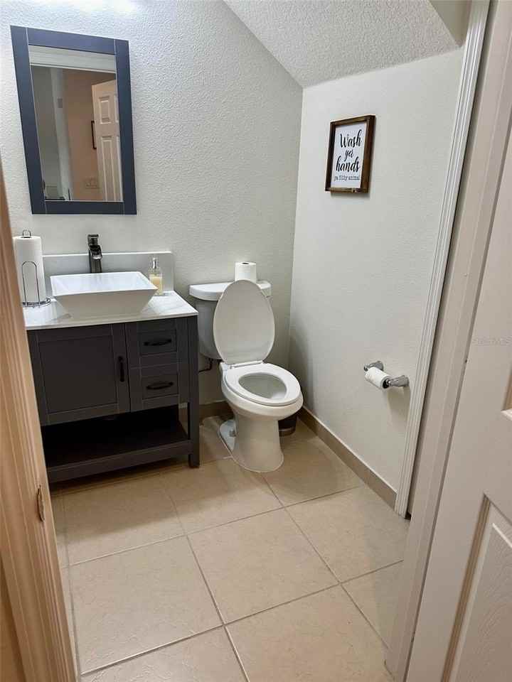 1930 Portofino Meadows Blvd - Photo 4 of 29