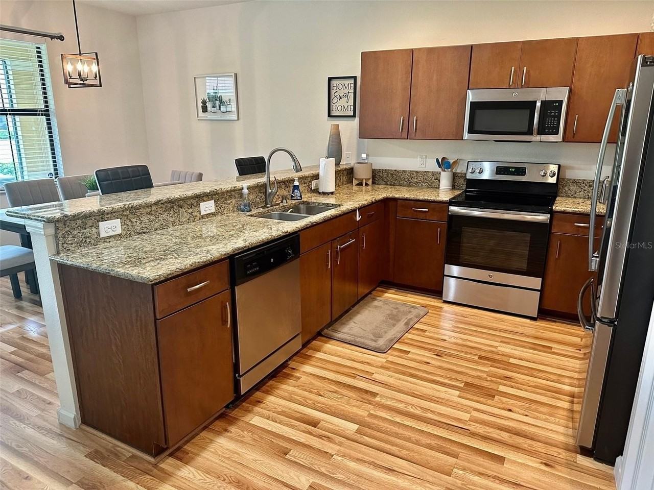 1930 Portofino Meadows Blvd - Photo 6 of 29