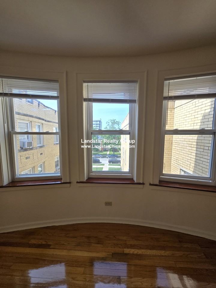 4913 Louise Avenue #3 - Photo 2 of 8