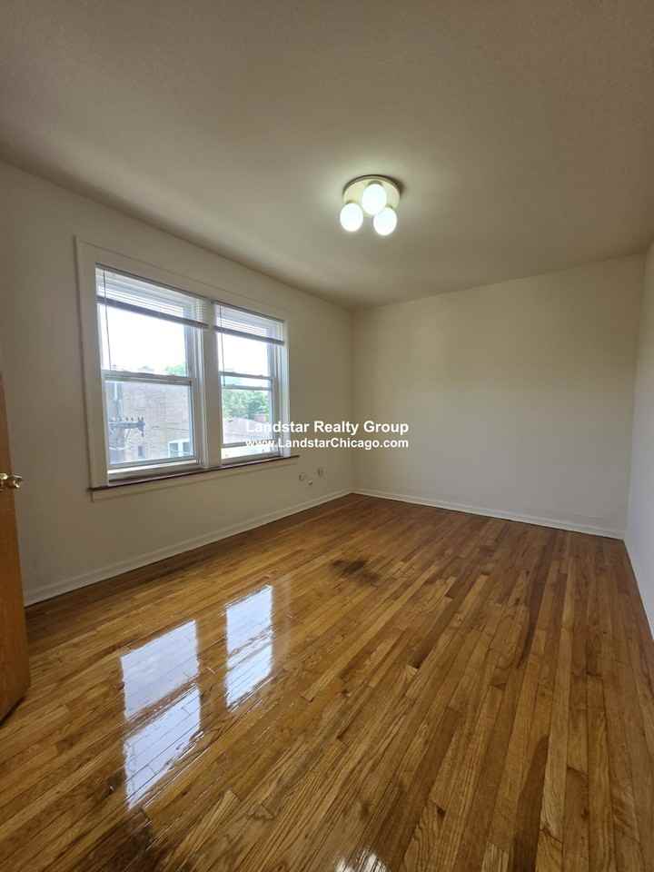 4913 Louise Avenue #3 - Photo 5 of 8