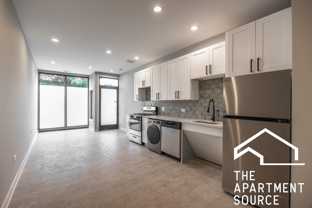 5422 W Belmont Ave #1 - Photo 1 of 1