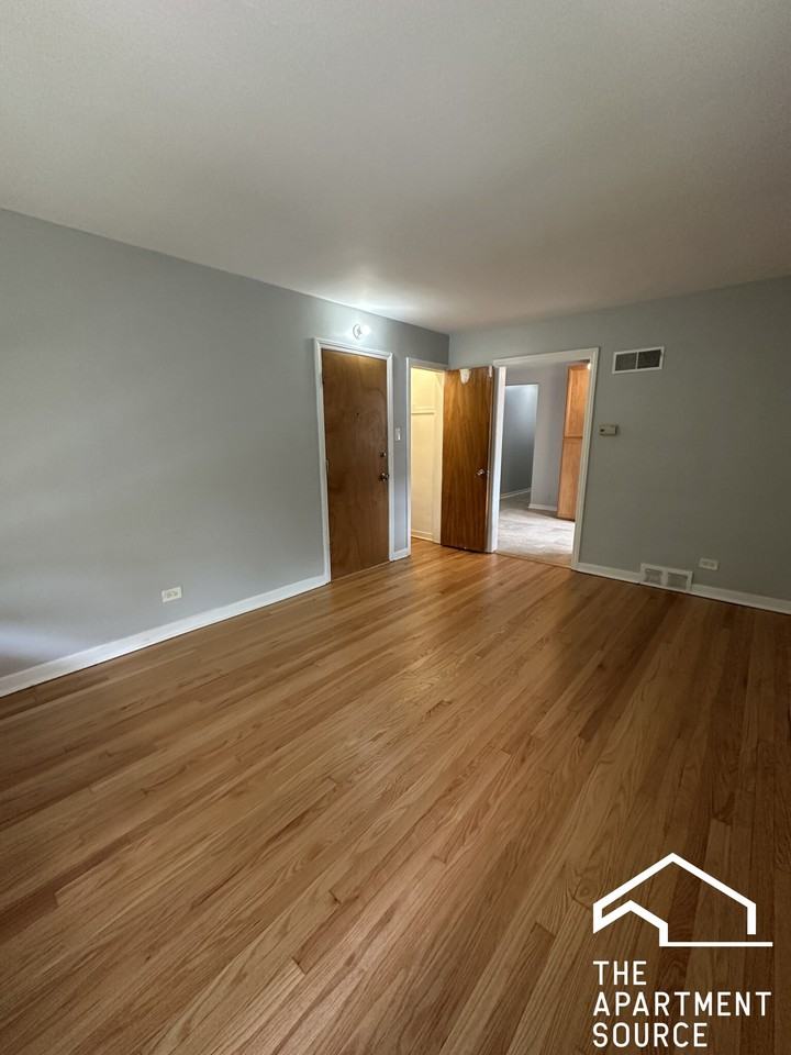 8221 Keating Ave #1S - Photo 2 of 13