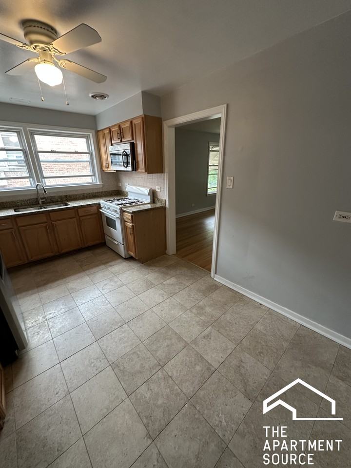 8221 Keating Ave #1S - Photo 5 of 13