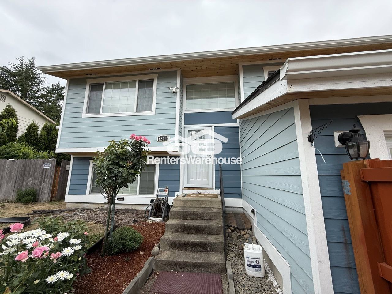 12610 Se 213th St - Photo 2 of 25