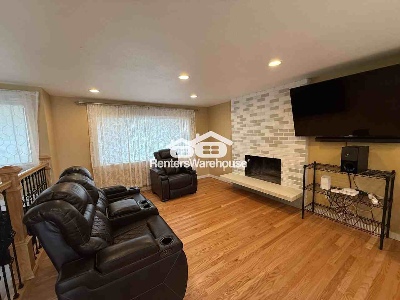 12610 Se 213th St - Photo 3 of 25