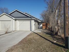 featured image of 1019 N Spruce Ave #100