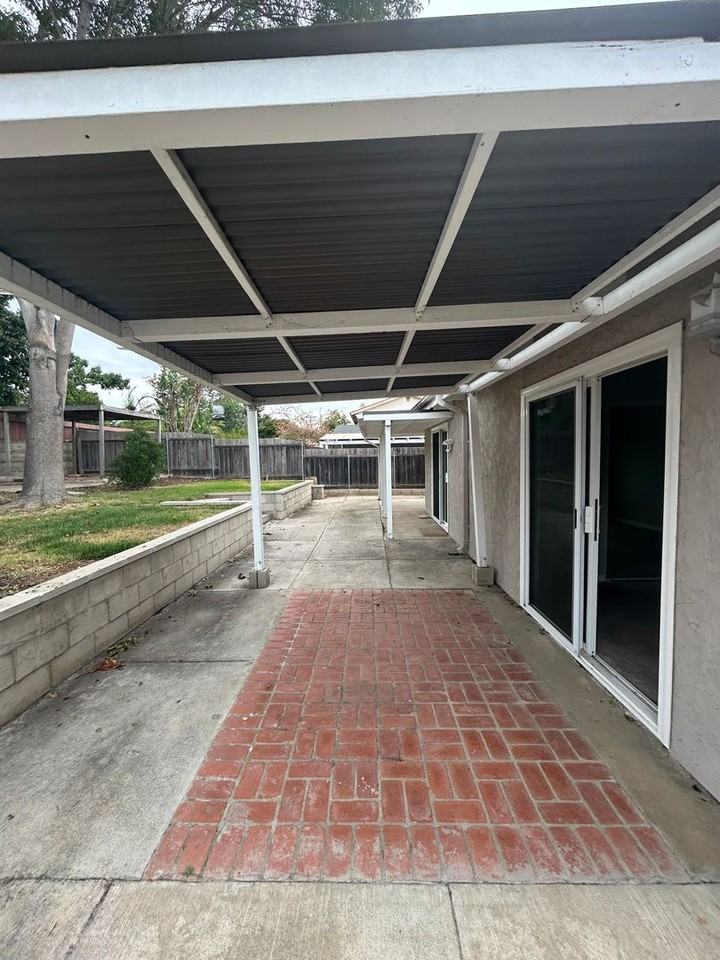 3540 Hatteras Ave - Photo 3 of 27