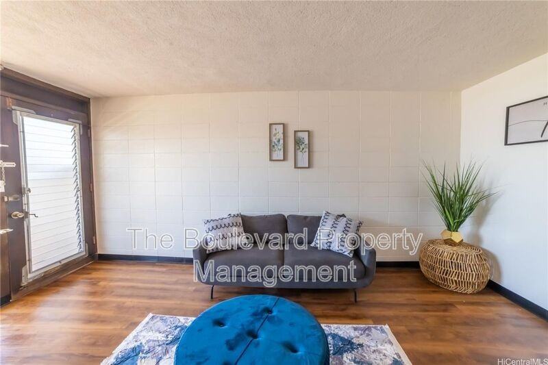 1710 Makiki St - Photo 6 of 22