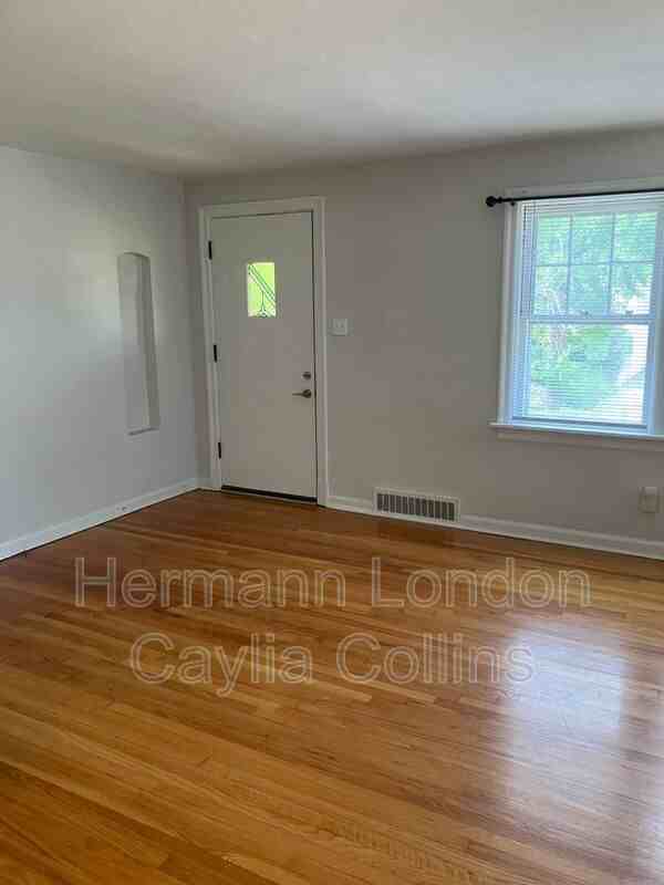 7408 Brunswick Ave - Photo 3 of 16