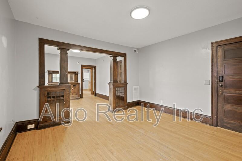 3400 Elliot Ave - Photo 2 of 7