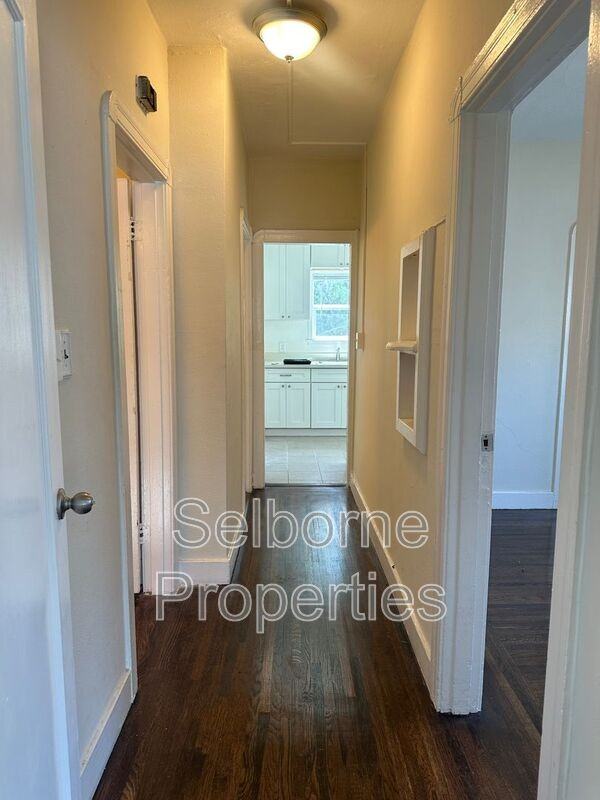 1011 E 22nd St - Photo 2 of 15