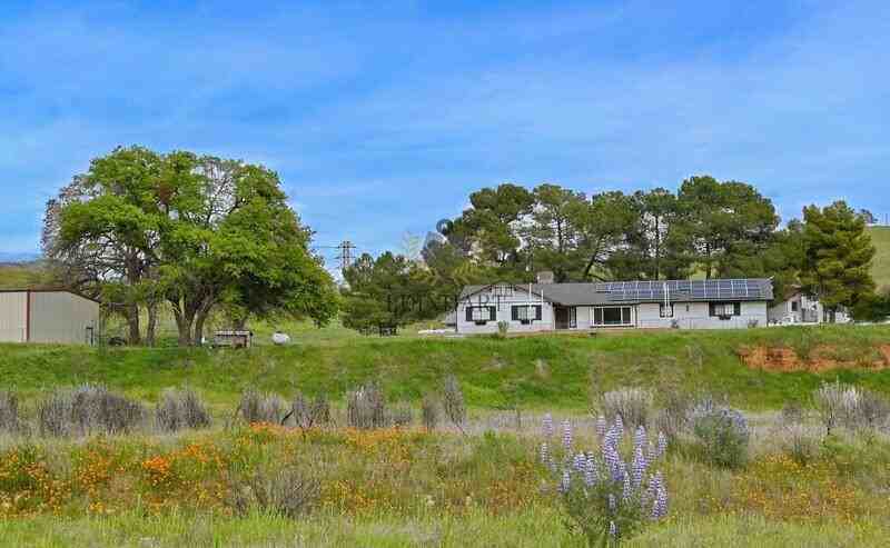 25190 Elwood Rd - Photo 3 of 32