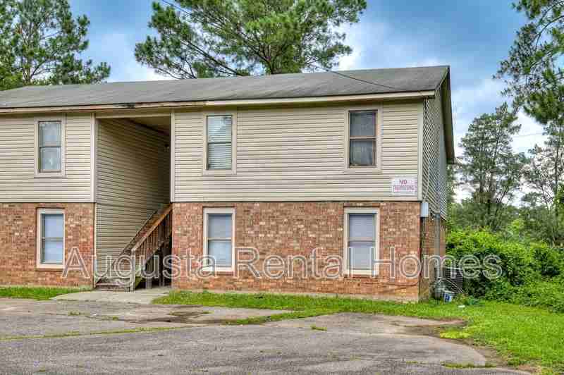 169 Chalet North Ct - Photo 3 of 26