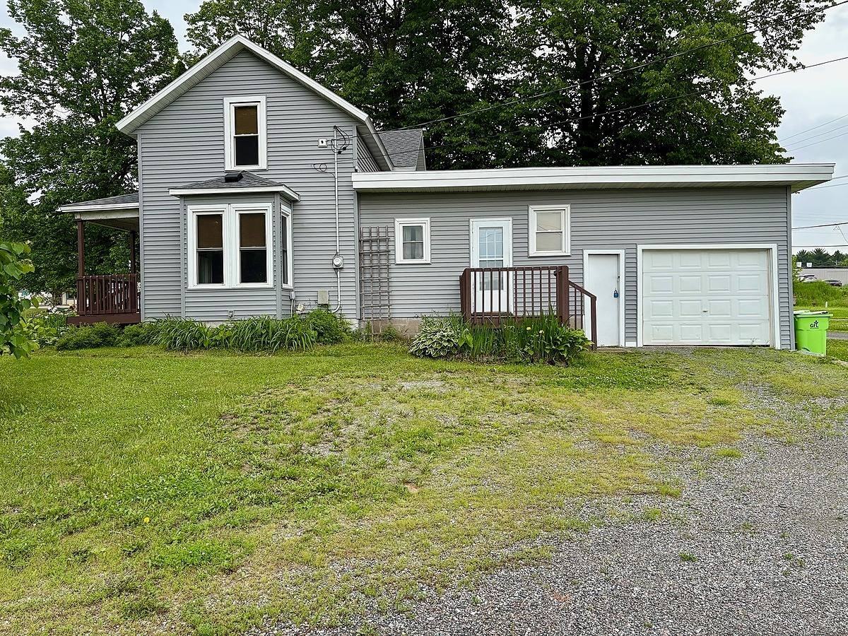 200 E Division St - Photo 2 of 12