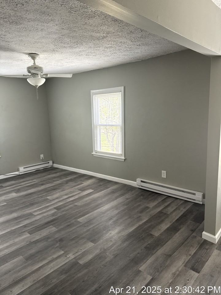 463 Carvel Beach Rd - Photo 3 of 13