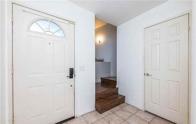 1038 S Gibraltar Ave - Photo 3 of 10