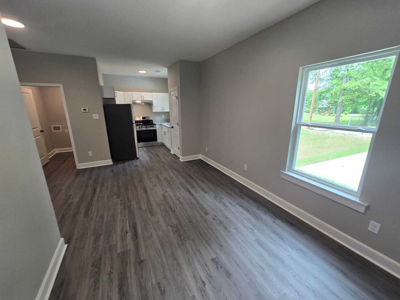 1523 S Cedar St - Photo 3 of 12