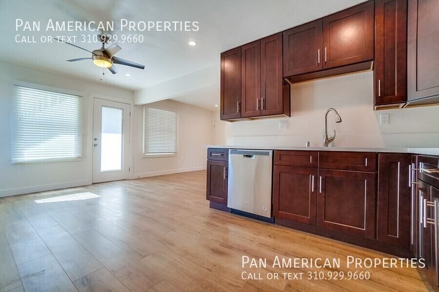 1940 Chestnut Ave - Photo 5 of 49