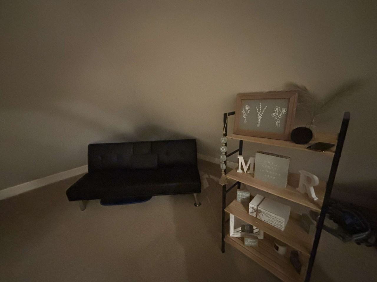 270 W 5th St #3 - Photo 6 of 16