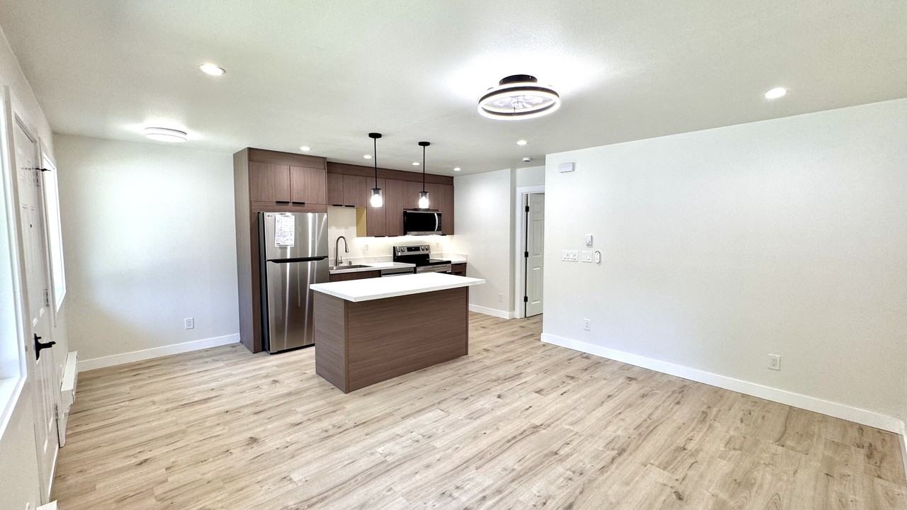 8814 236th St Sw #17 - Photo 2 of 19