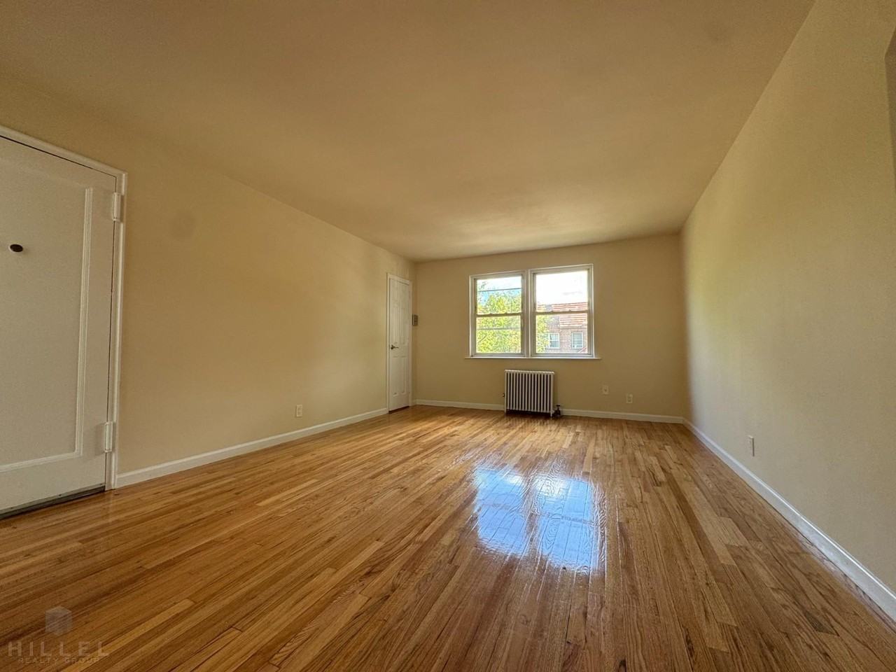 172nd St #2 - Photo 3 of 9