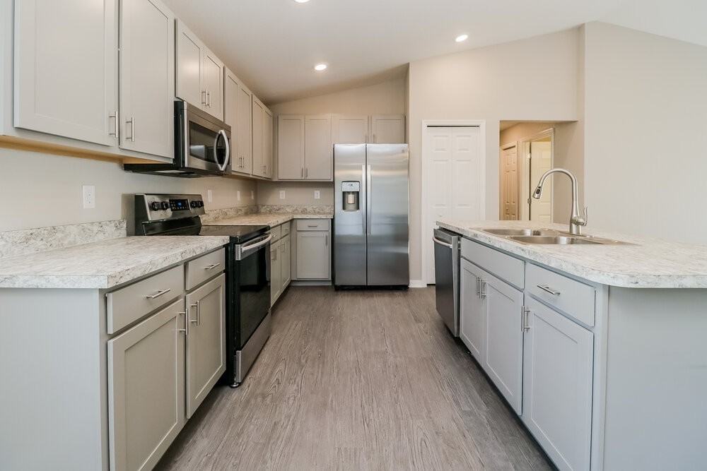 11821 Stone Pine St - Photo 6 of 16