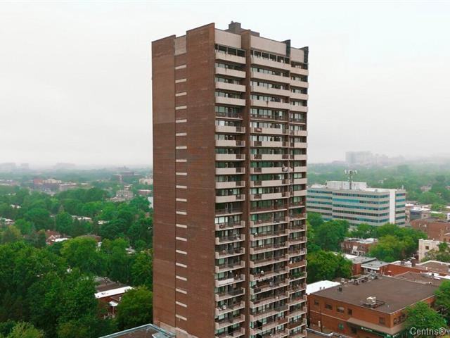 5120 Avenue Earnscliffe #1105 - Photo 2 of 21