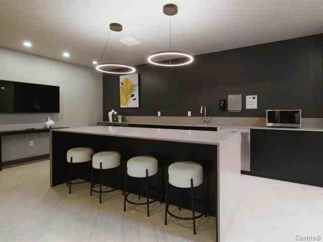 5120 Avenue Earnscliffe #1102 - Photo 2 of 22