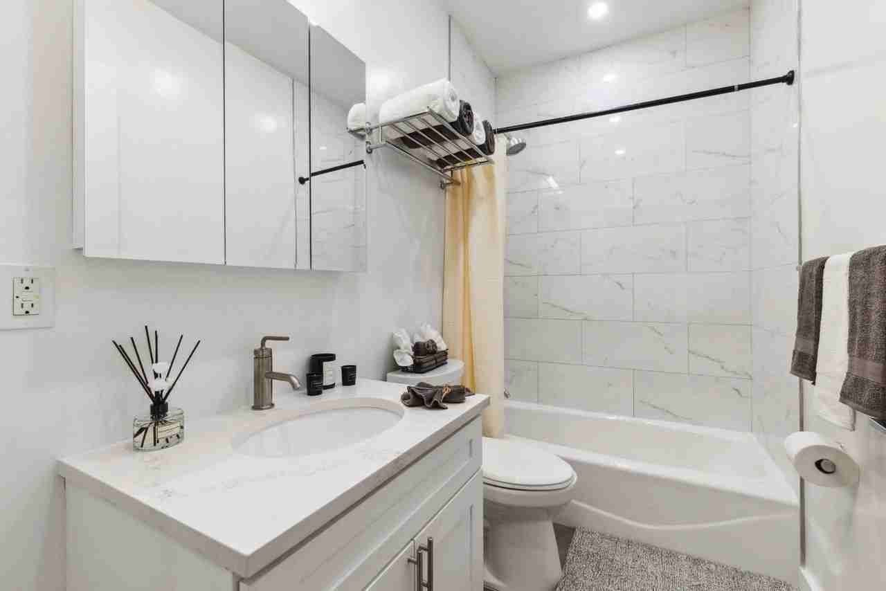 387 Avenue Of The Americas #1225490P - Photo 4 of 11